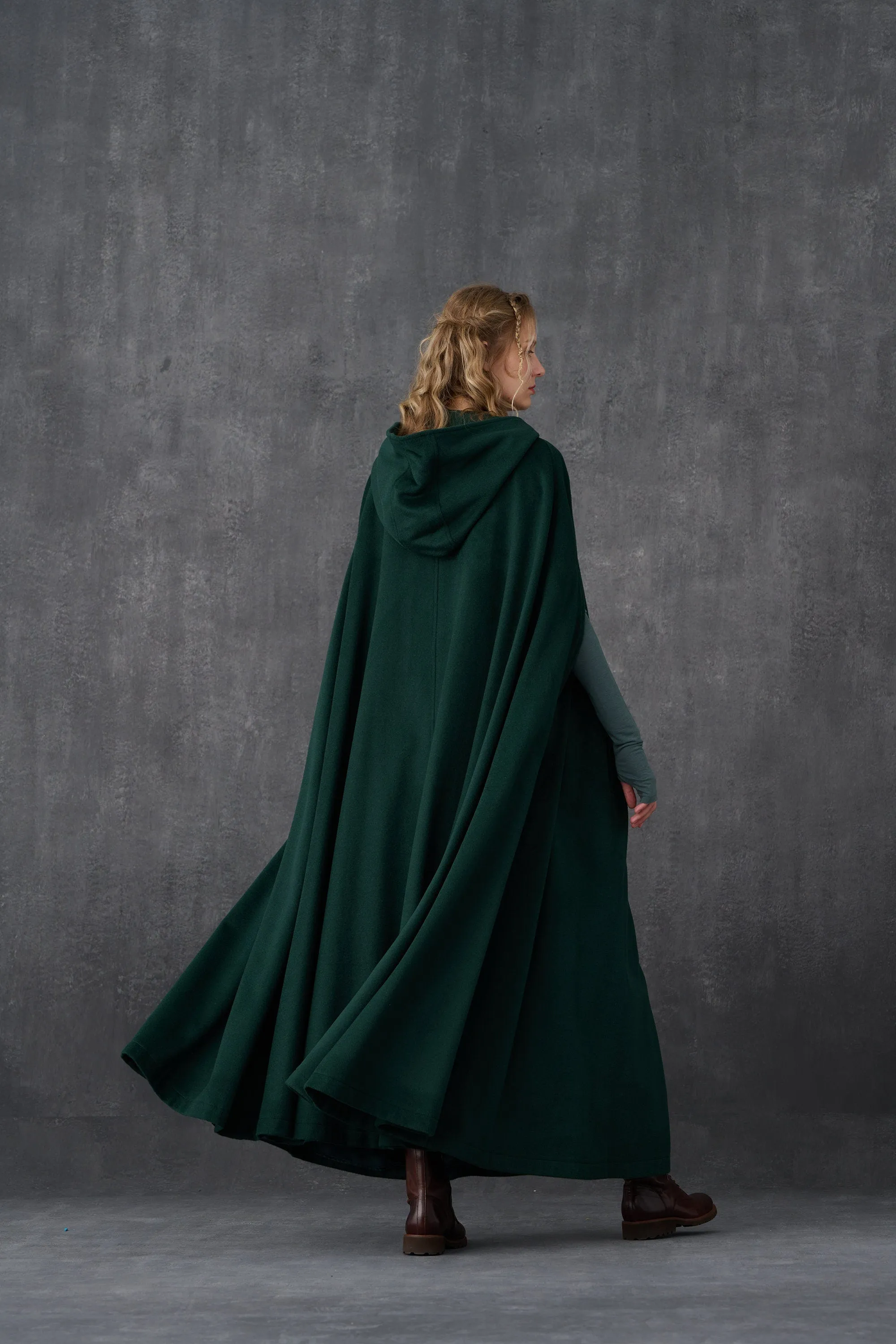 ARIEL 14 | HOODED WOOL CLOAK COAT