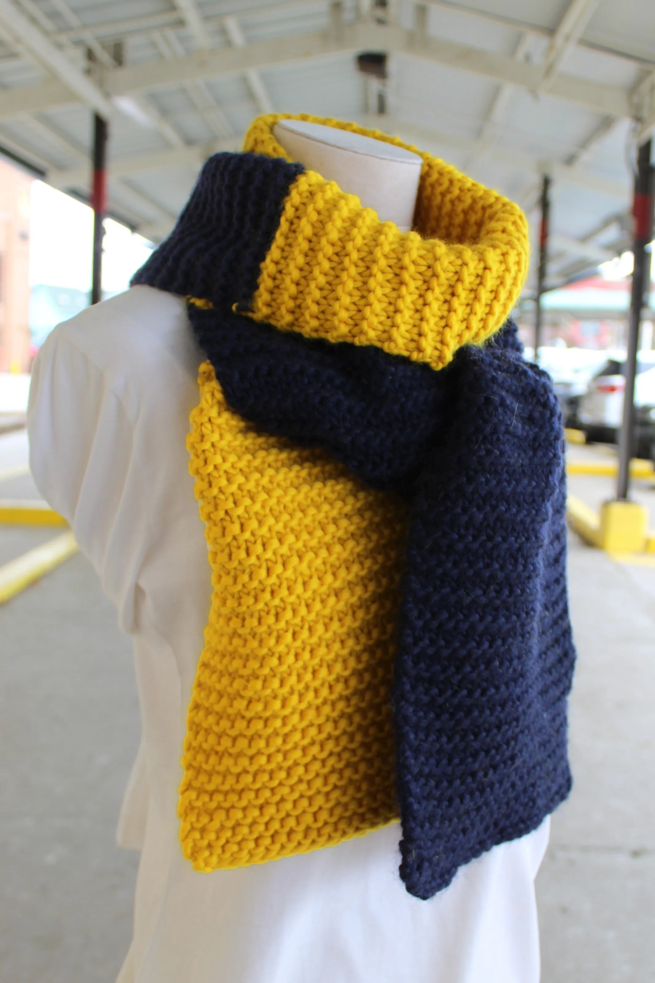 Bulky Block Scarf Kit, Maize & Blue (&Make Super Bulky)