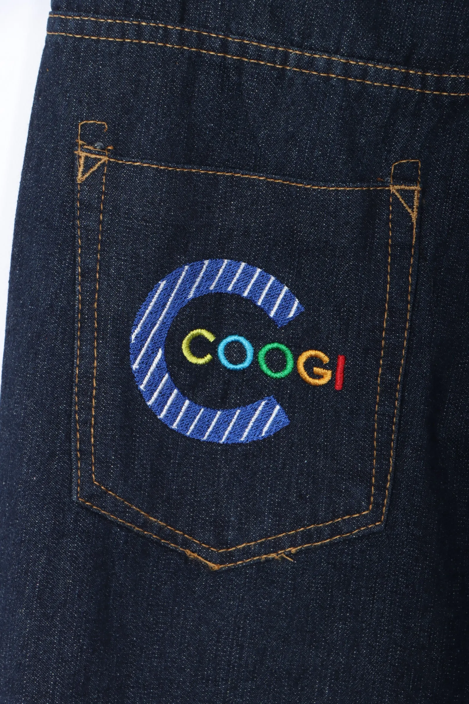 COOGI Embroidered Colourful Logo Y2K Jeans (Women's 6)