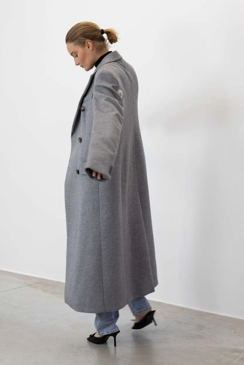 FILANTE LONG STRUCTURED SHOULDERS COAT