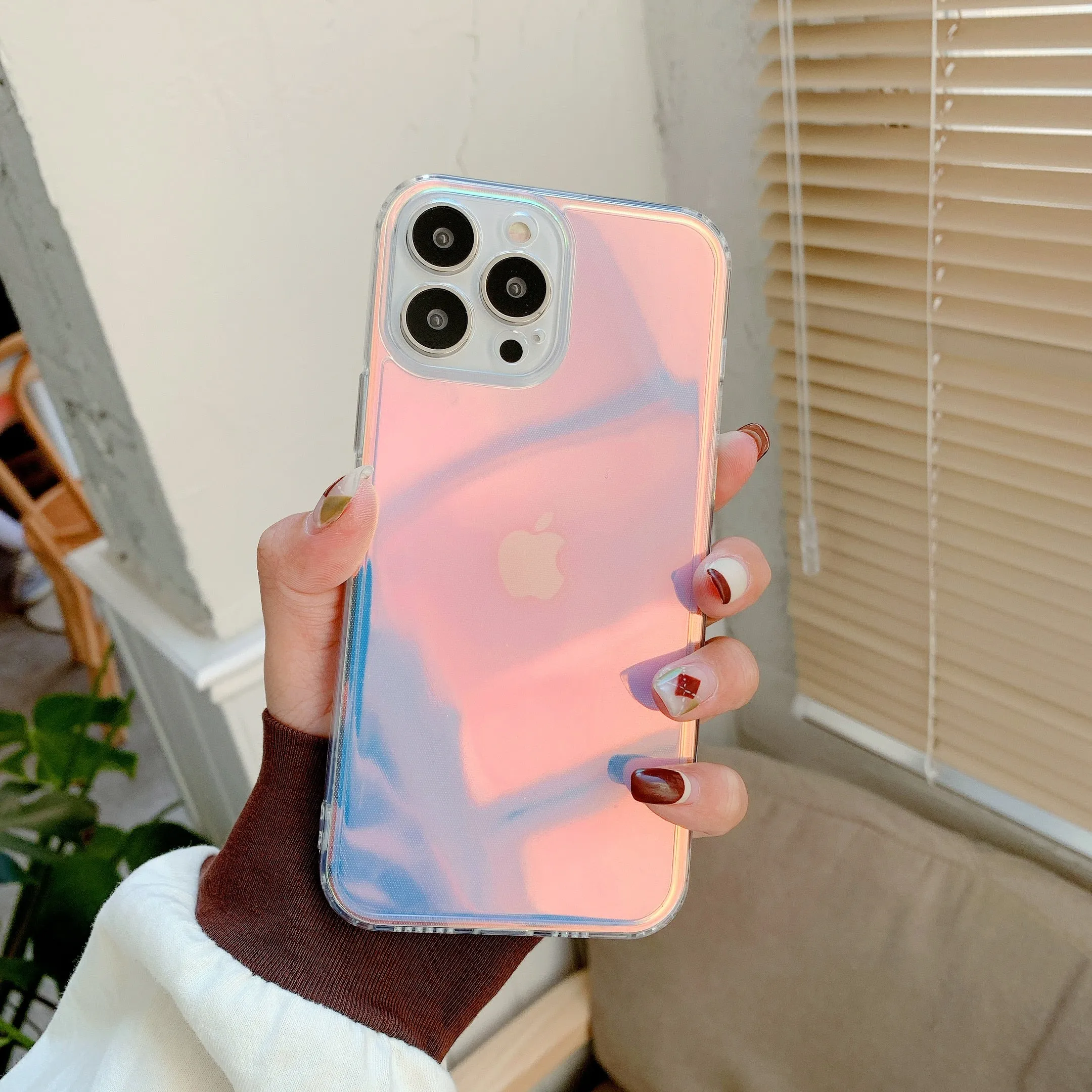 Holographic Clear Case With Hearts For iPhone