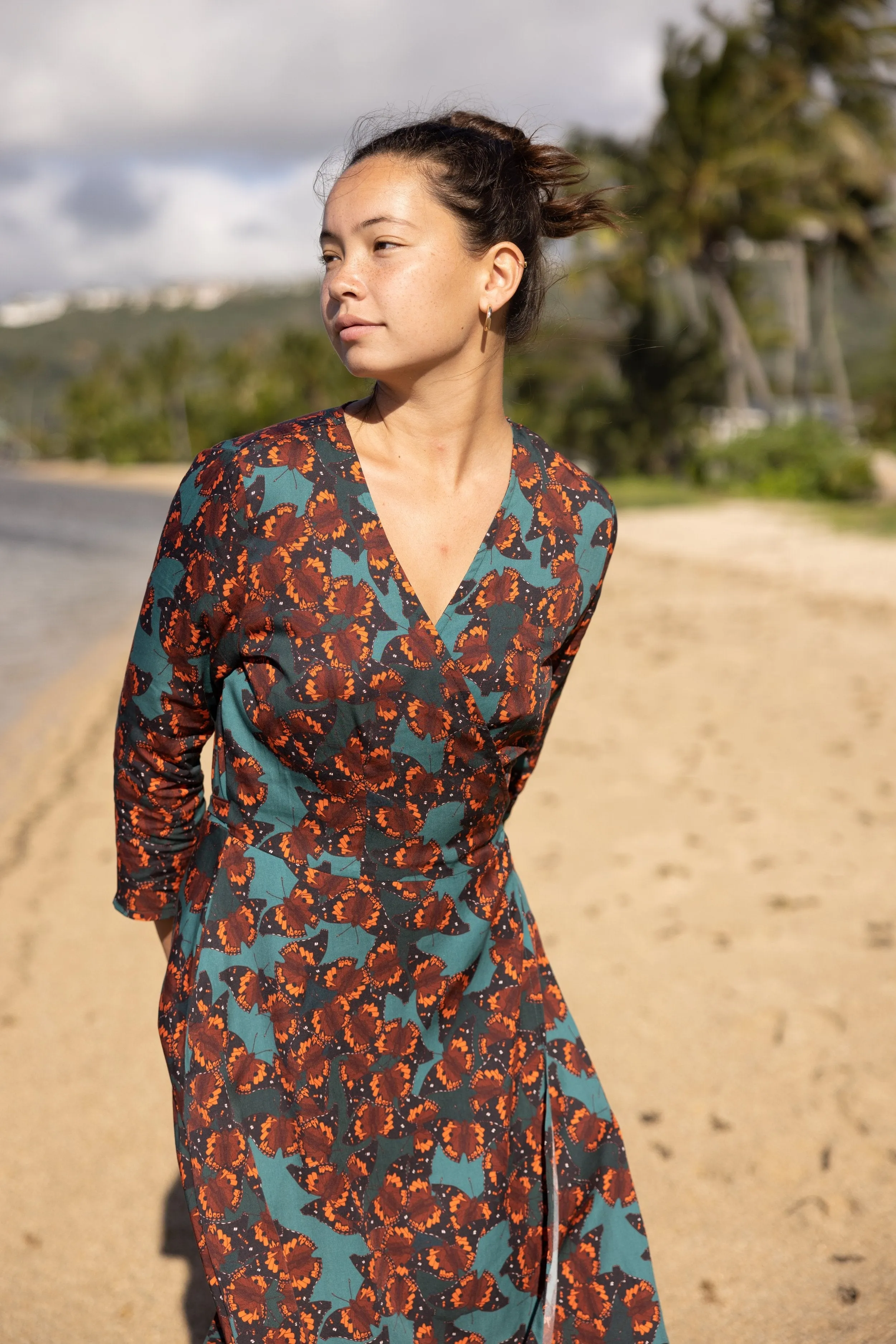 KAMEHAMEHA BUTTERFLIES Midi Wrap Dress