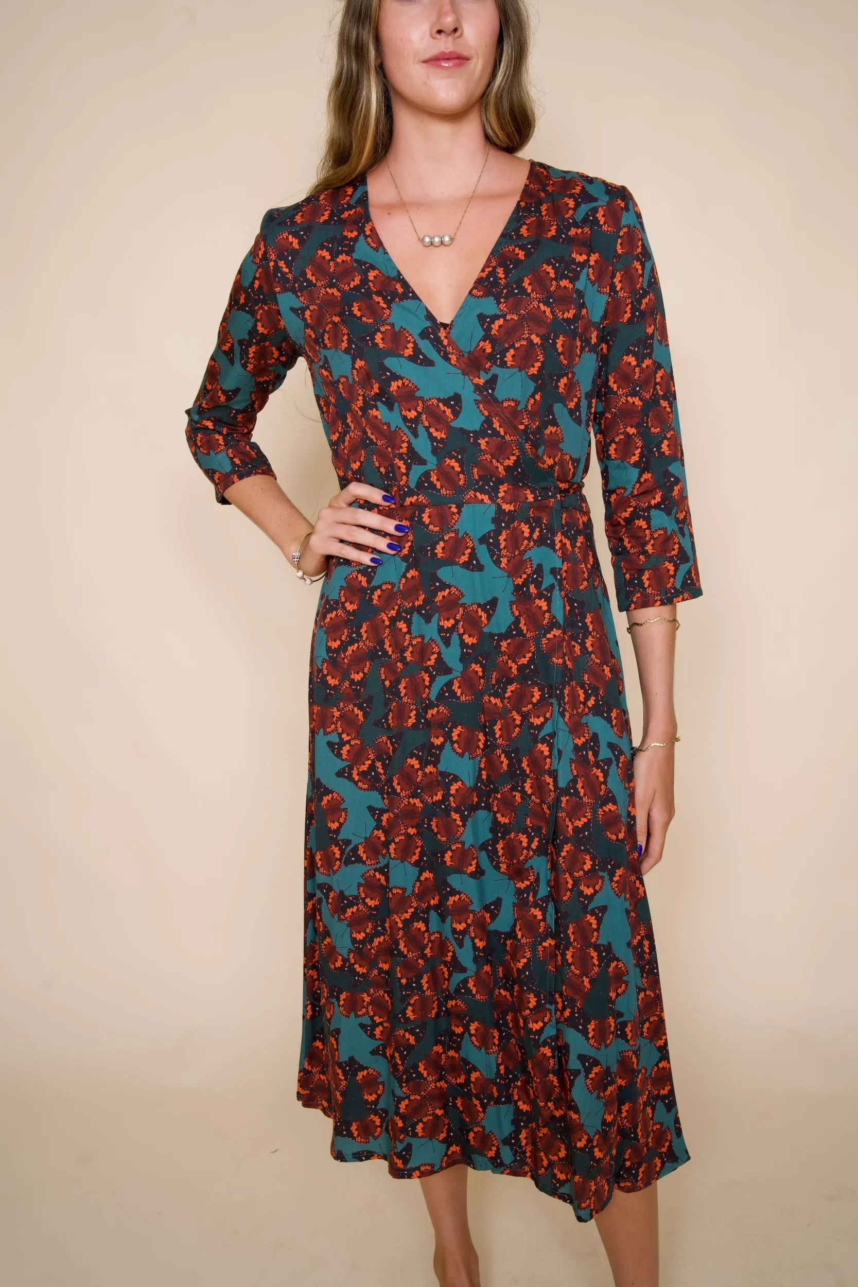 KAMEHAMEHA BUTTERFLIES Midi Wrap Dress