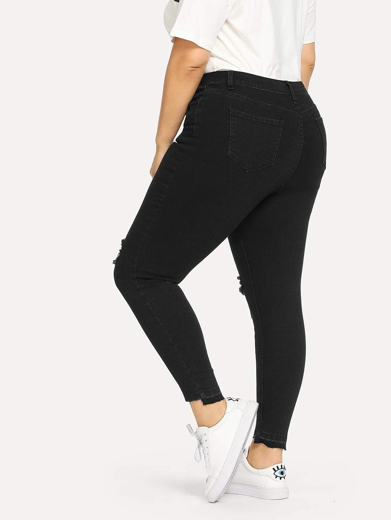 SHEIN Plus Ripped Front Asymmetrical Hem Jeans