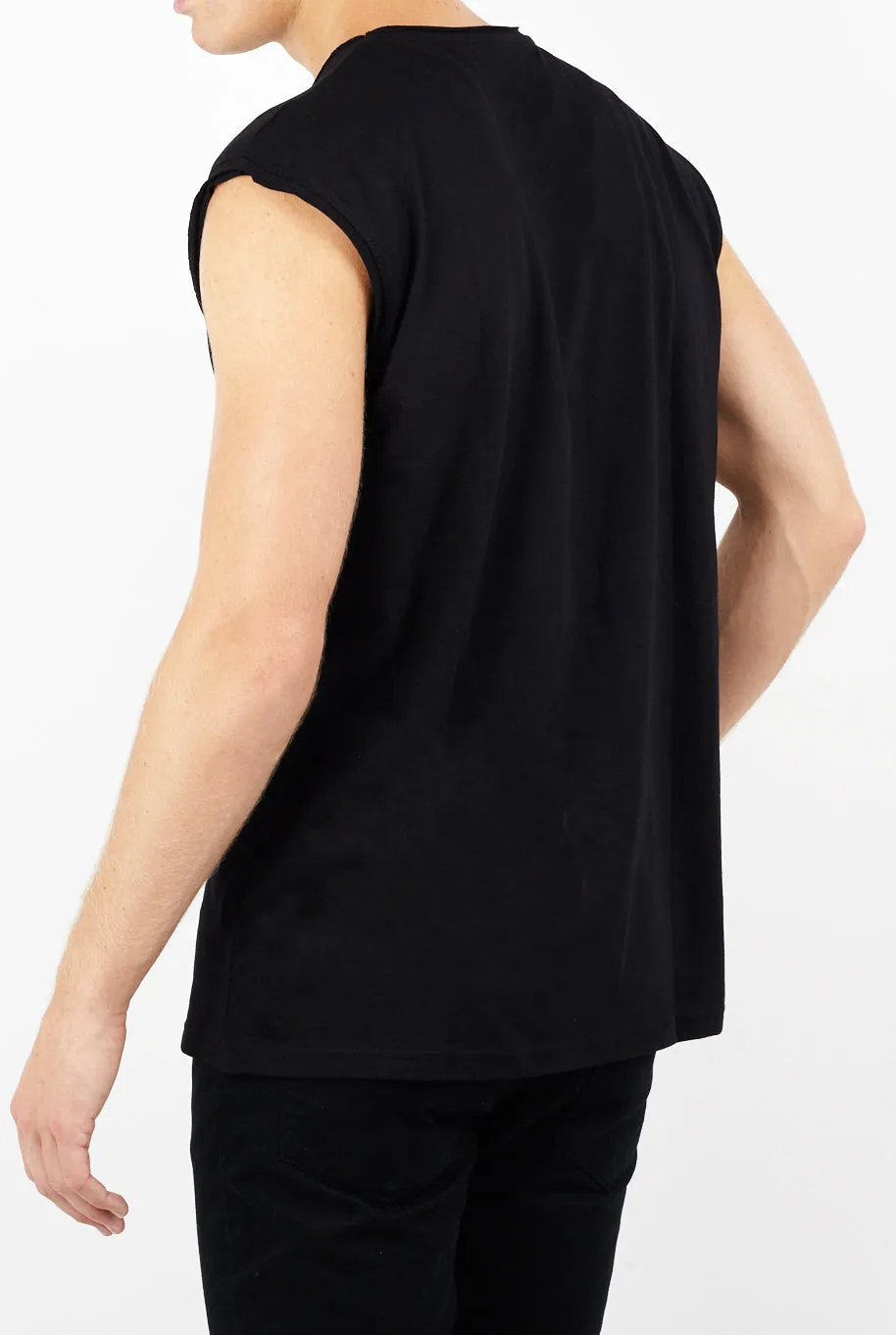 SLEEVELESS SOLID RAW ROLL EDGE VEST TOP