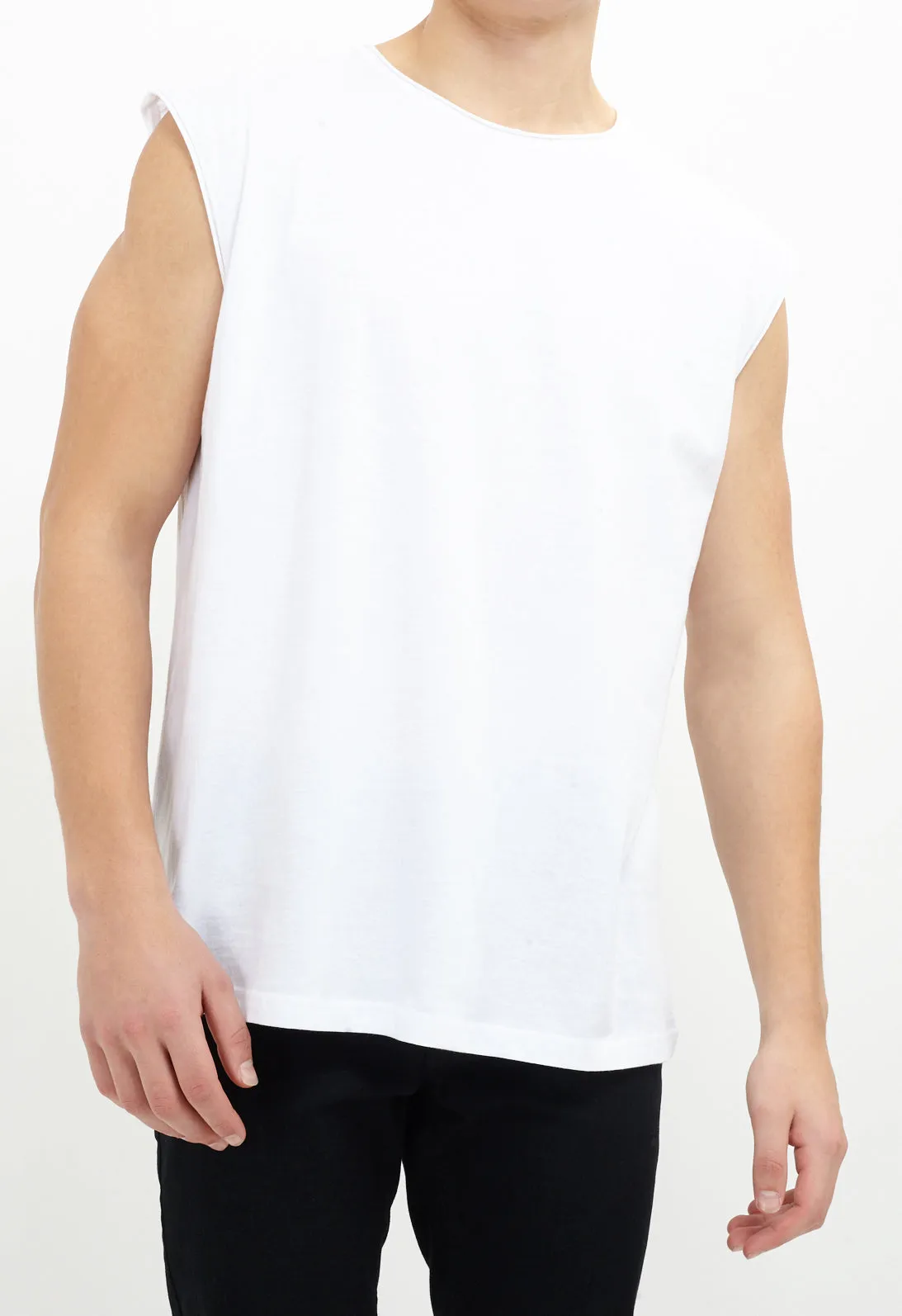 SLEEVELESS SOLID RAW ROLL EDGE VEST TOP